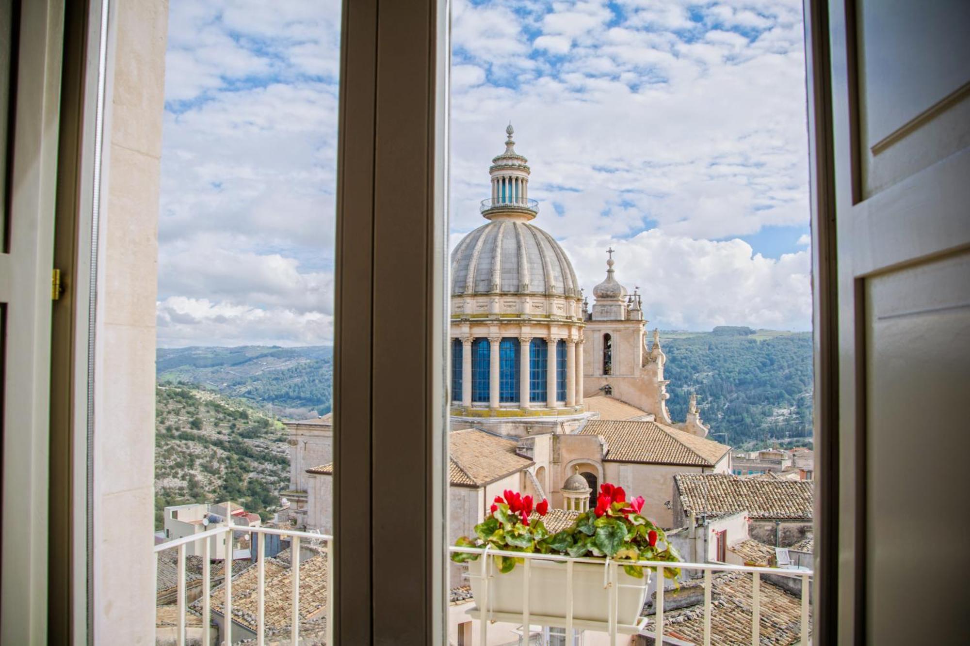 Hotel Il Duomo Relais Ragusa Exterior foto