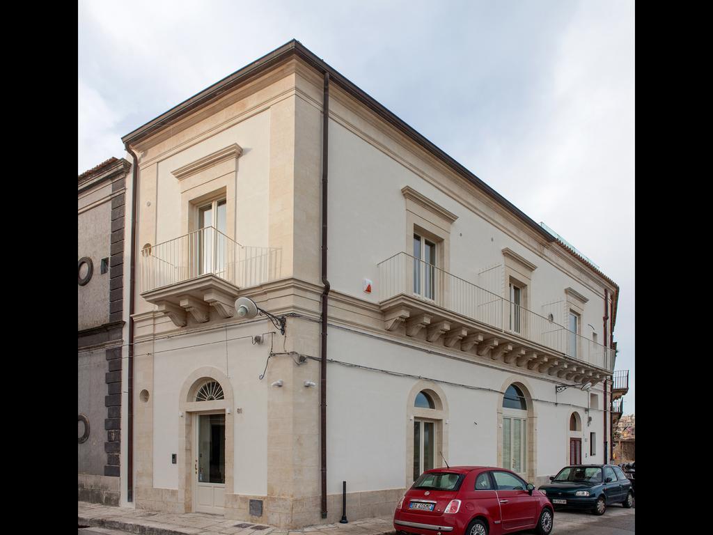 Hotel Il Duomo Relais Ragusa Exterior foto